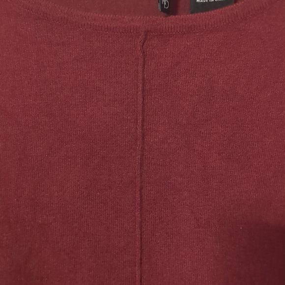 Burgundy sweater - Picture 3 of 5